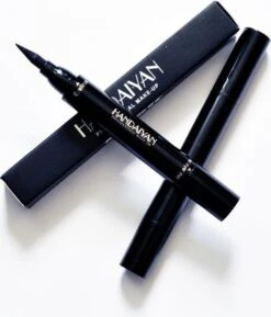 Joya Beauty® Eyeliner Met Wing Stempel | Zwarte Oog Stempel | 2 In 1 Eyeliner | Eyeliner Tool | Wing Eyeliner | Wing Stamp 21 Joya Beauty® Eyeliner Met Wing Stempel | Zwarte Oog Stempel | 2 In 1 Eyeliner | Eyeliner Tool | Wing Eyeliner | Wing Stamp -Cosmetica Winkel 1027x1200 3