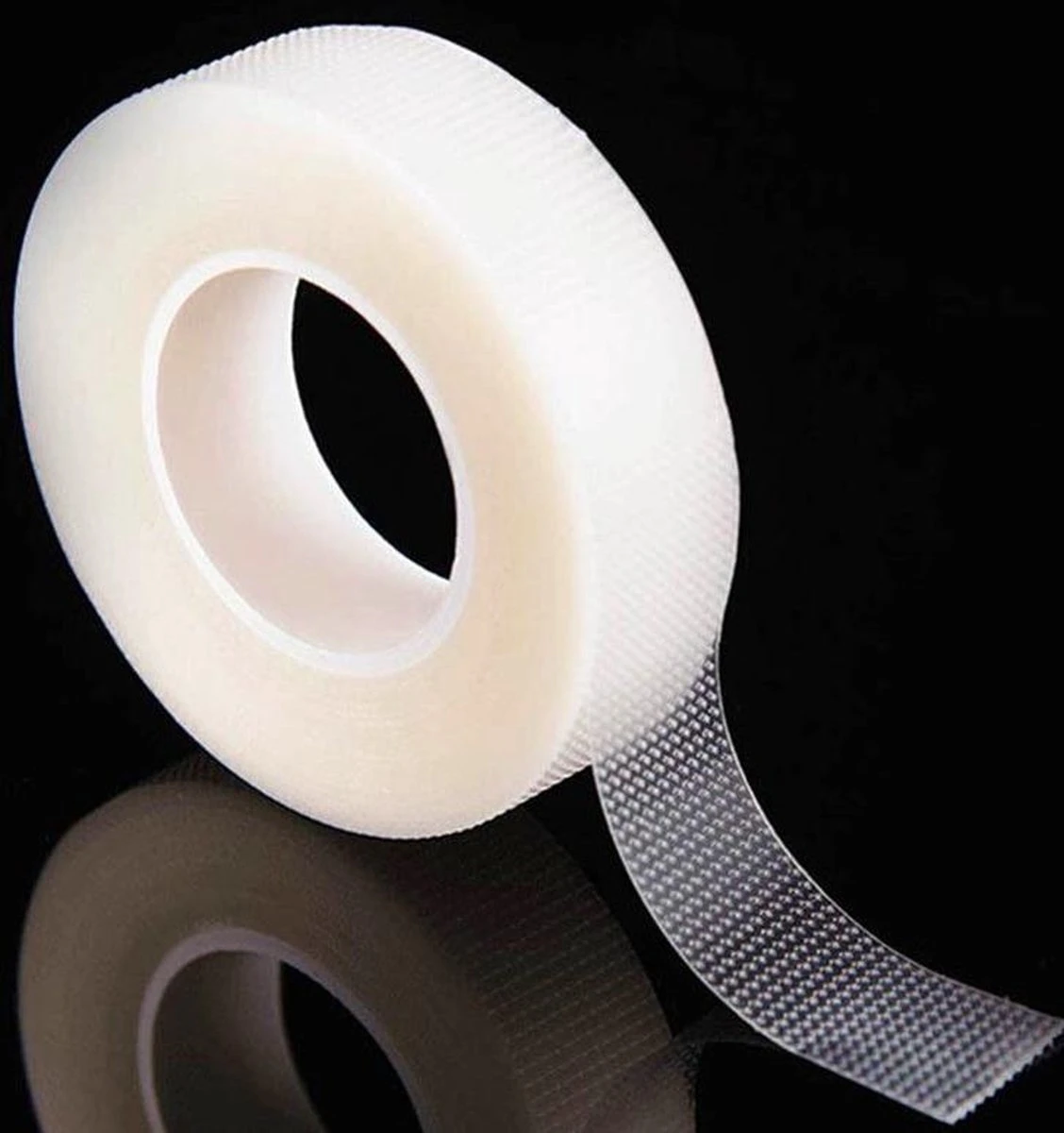 Own Commerce - Beauty Tape - Huidvriendelijk - Fashion Tape - 450 Cm - Voor Strakke Eyeliner - Ooglidsticker 3 Own Commerce - Beauty Tape - Huidvriendelijk - Fashion Tape - 450 Cm - Voor Strakke Eyeliner - Ooglidsticker