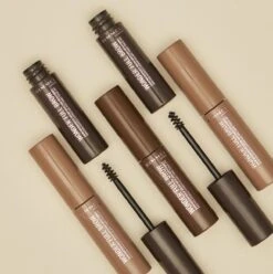 Rimmel London Wonder'full 24 Hour Brow Mascara - Wenkbrauwgel - 003 Dark Brown 13 Rimmel London Wonder'full 24 Hour Brow Mascara - Wenkbrauwgel - 003 Dark Brown -Cosmetica Winkel 1197x1200 7