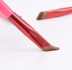 Kopari Wenkbrauwborstel - Wenkbrauw Borstel - Make-up - Vierkant - Borstel - TikTok - Wenkbrauw - Trend - Schuin -Cosmetica Winkel 1200x1168 7