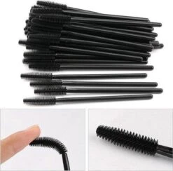 Lashes & More – 50 Stuks Siliconen WimperBorsteltjes – Zwart - Mascara Borsteltjes - Mascara Borstel - Wimper Borstel - Siliconen Wimperborstel - Wimperborstel Voor Wimper Extensions - Siliconen Wenkbrauwborstel -Siliconen Top - Wenkbrauw Kwast 9 Lashes & More – 50 Stuks Siliconen WimperBorsteltjes – Zwart - Mascara Borsteltjes - Mascara Borstel - Wimper Borstel - Siliconen Wimperborstel - Wimperborstel Voor Wimper Extensions - Siliconen Wenkbrauwborstel -Siliconen Top - Wenkbrauw Kwast -Cosmetica Winkel 1200x1186 3
