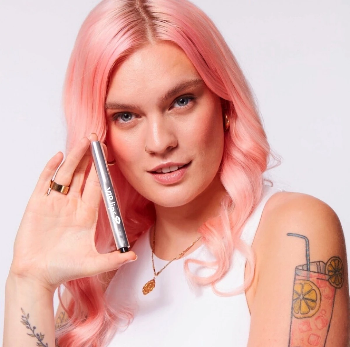 VIP Lips Vollere Lippen Lip Plumper Volumiserende In 2 Min Lip Maximizer Plump Kylie Jenner Cosmetics Make Up Lip Filler Huda Beauty 4 VIP Lips Vollere Lippen Lip Plumper Volumiserende In 2 Min Lip Maximizer Plump Kylie Jenner Cosmetics Make Up Lip Filler Huda Beauty - Afbeelding 2