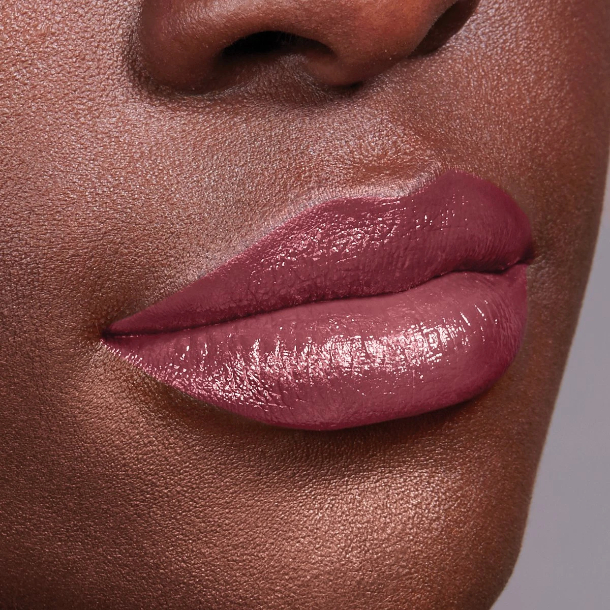 Maybelline Color Sensational Cream Lippenstift - 200 Rose Embrace - Roze 7 Maybelline Color Sensational Cream Lippenstift - 200 Rose Embrace - Roze - Afbeelding 5