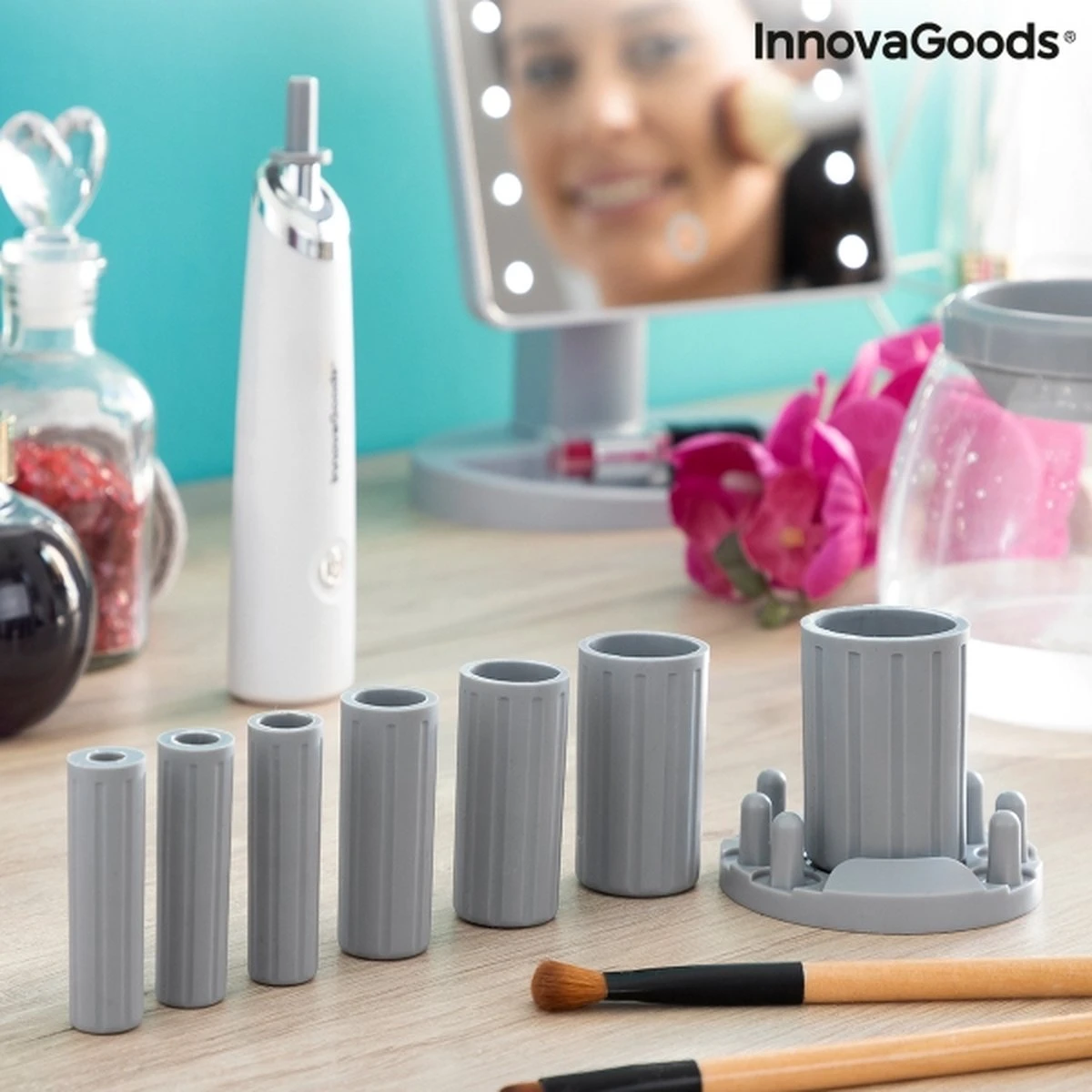 Innovagoods Luxe Make-up Kwastenreiniger - Elektrisch - Reinigen én Drogen - Draadloos - Make-up Borstels Schoonmaken 10 Innovagoods Luxe Make-up Kwastenreiniger - Elektrisch - Reinigen én Drogen - Draadloos - Make-up Borstels Schoonmaken - Afbeelding 8