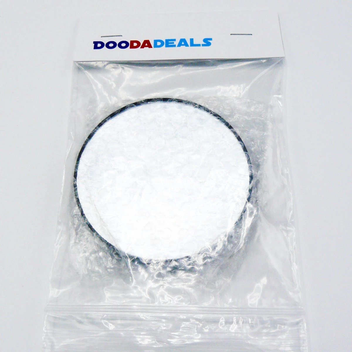 Doodadeals® Vergrootspiegel - 15x Vergroot - Toilettas Formaat - Zuignap - Make-up - Badkamer - ø 7 Cm 6 Doodadeals® Vergrootspiegel - 15x Vergroot - Toilettas Formaat - Zuignap - Make-up - Badkamer - ø 7 Cm - Afbeelding 4