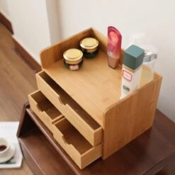 Merkloos Decopatent® Luxe Make-up Organizer Met 3 Lades - Cosmetica Organizer Make Up Met Schuiflade Bamboe Hout - Cosmeticahouder - Toren 13 Merkloos Decopatent® Luxe Make-up Organizer Met 3 Lades - Cosmetica Organizer Make Up Met Schuiflade Bamboe Hout - Cosmeticahouder - Toren -Cosmetica Winkel 1200x1200 1223