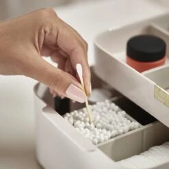 Joseph Joseph Cosmetica Opbergdoos Medium - Medium - Sorteervakken & Uitschuifbaar -Cosmetica Winkel 1200x1200 1233