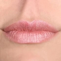 Blèzi® Lip Fix 03 Pure Nude - Lipstick - Lippenstift Langhoudend - Nude Licht Roze -Cosmetica Winkel 1200x1200 13