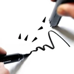 Joya Beauty® Eyeliner Met Wing Stempel | Zwarte Oog Stempel | 2 In 1 Eyeliner | Eyeliner Tool | Wing Eyeliner | Wing Stamp 16 Joya Beauty® Eyeliner Met Wing Stempel | Zwarte Oog Stempel | 2 In 1 Eyeliner | Eyeliner Tool | Wing Eyeliner | Wing Stamp -Cosmetica Winkel 1200x1200 177