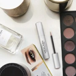 Wimperserum - MEALASH - Groeiserum 14 Wimperserum - MEALASH - Groeiserum -Cosmetica Winkel 1200x1200 243