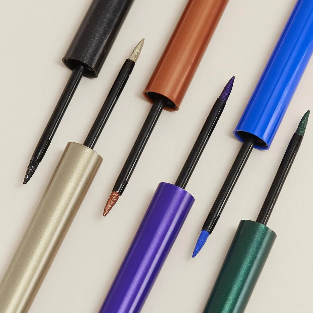 Rimmel London Rimmel Wonder'proof Liner Eyeliner - 003 Green 5 Rimmel London Rimmel Wonder'proof Liner Eyeliner - 003 Green - Afbeelding 3