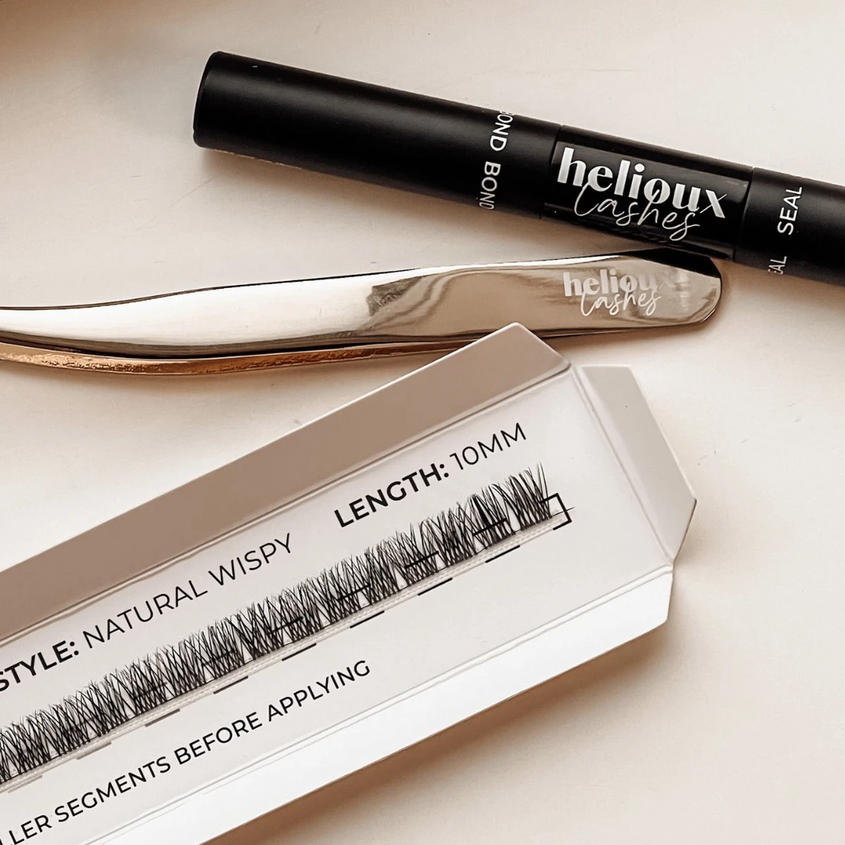 Helioux® - Quicklashes Nepwimpers - DIY Wimpersextensions Voor Thuis - 8mm - Blijven 5+ Dagen Zitten - Complete Set Incl. Wimpers, Lijm, Remover, Pincet - Herbruikbaar - Falscara 9 Helioux® - Quicklashes Nepwimpers - DIY Wimpersextensions Voor Thuis - 8mm - Blijven 5+ Dagen Zitten - Complete Set Incl. Wimpers, Lijm, Remover, Pincet - Herbruikbaar - Falscara - Afbeelding 7