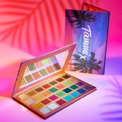 Makeup Revolution - Tammi - Tropical Twilight Palette 11 Makeup Revolution - Tammi - Tropical Twilight Palette -Cosmetica Winkel 1200x1200 407