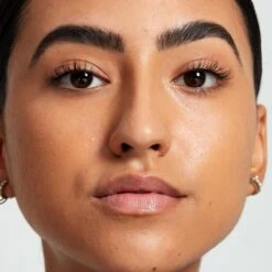 NYX Professional Makeup Fill & Fluff Eyebrow Pomade Pencil - FFEP08 Black - Wenkbrauw Potlood - 0,2 Gr 16 NYX Professional Makeup Fill & Fluff Eyebrow Pomade Pencil - FFEP08 Black - Wenkbrauw Potlood - 0,2 Gr -Cosmetica Winkel 1200x1200 481