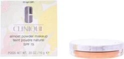 Clinique Almost Powder SPF 15 - Light - Make-uppoeder 24 Clinique Almost Powder SPF 15 - Light - Make-uppoeder -Cosmetica Winkel 1200x577