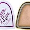 Makeup Revolution Goddess Of Love Tripled Baked Highlighter - Goddess Of Faith 1 Makeup Revolution Goddess Of Love Tripled Baked Highlighter - Goddess Of Faith -Cosmetica Winkel 1200x603 3