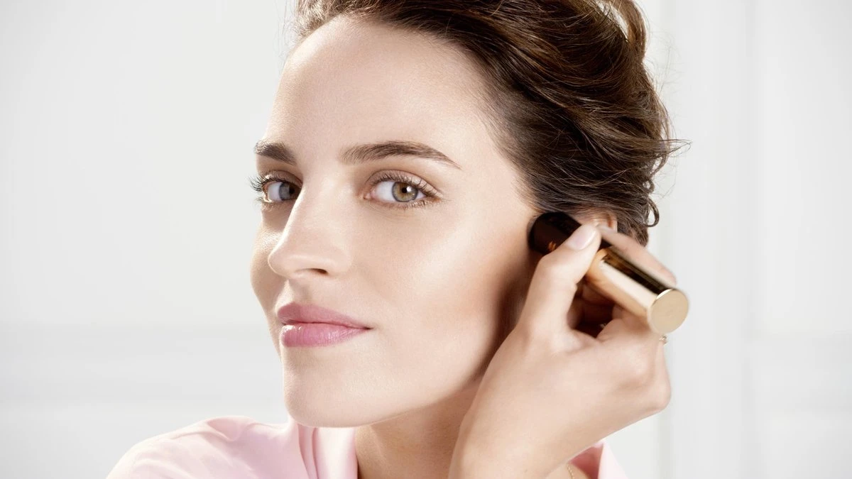 Bourjois Always Fabulous Foundation Concealer Stick - 210 Light Beige 9 Bourjois Always Fabulous Foundation Concealer Stick - 210 Light Beige - Afbeelding 7