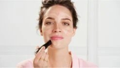 Bourjois Always Fabulous Foundation Concealer Stick - 210 Light Beige 26 Bourjois Always Fabulous Foundation Concealer Stick - 210 Light Beige -Cosmetica Winkel 1200x679 1