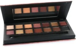 W7 Romanced Neutrals In Love - Oogschaduw Palette - 14 Kleuren -Cosmetica Winkel 1200x754