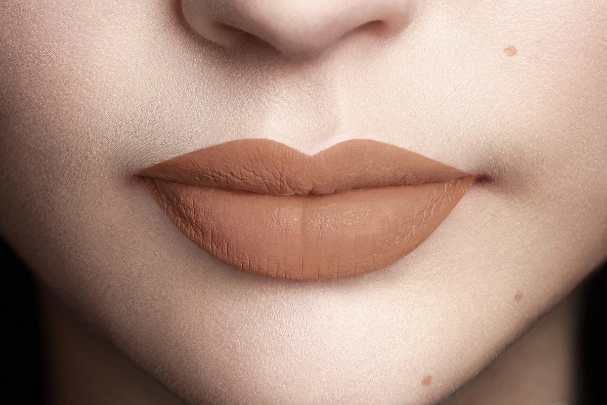 L’Oréal Paris Les Chocolate Ultra Matte Liquid Lippenstift - 844 Sweet Tooth 5 L’Oréal Paris Les Chocolate Ultra Matte Liquid Lippenstift - 844 Sweet Tooth - Afbeelding 3