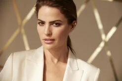 Max Factor Miracle Second Skin Foundation - 03 Light 17 Max Factor Miracle Second Skin Foundation - 03 Light -Cosmetica Winkel 1200x800 17