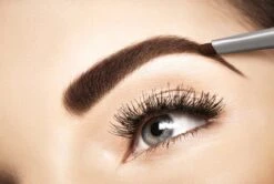 L’Oréal Paris Brow Artist Xpert Wenkbrauwpotlood - 105 Brunette 17 L’Oréal Paris Brow Artist Xpert Wenkbrauwpotlood - 105 Brunette -Cosmetica Winkel 1200x807