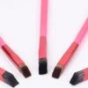 Kopari Wenkbrauwborstel - Wenkbrauw Borstel - Make-up - Vierkant - Borstel - TikTok - Wenkbrauw - Trend - Schuin -Cosmetica Winkel 1200x861