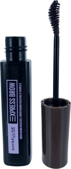 Maybelline Brow Drama Sculpting Wenkbrauw Mascara - Dark Brown 20 Maybelline Brow Drama Sculpting Wenkbrauw Mascara - Dark Brown -Cosmetica Winkel 505x1200