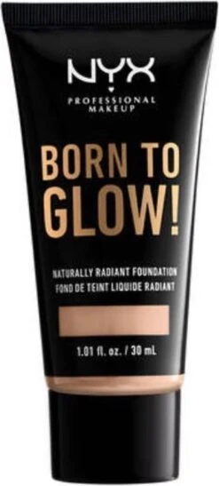 NYX Professional Makeup - Born To Glow Naturally Radiant Foundation - Light 16 NYX Professional Makeup - Born To Glow Naturally Radiant Foundation - Light -Cosmetica Winkel 542x1200 1