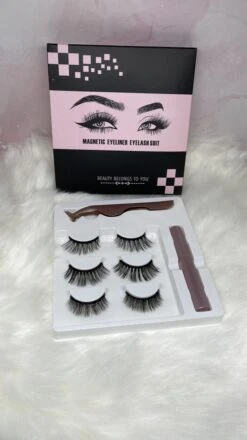 Magnetische Eyeliner En Magnetiche Wimpers - 3 Paar Nepwimpers - 3D Fake Lashes - Inclusief Pincet-natural -Cosmetica Winkel 674x1200 1