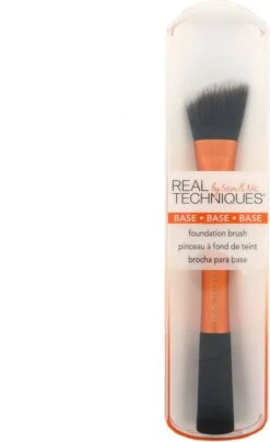 Real Techniques Foundation Brush - Make-up Kwast 23 Real Techniques Foundation Brush - Make-up Kwast -Cosmetica Winkel 736x1200 2