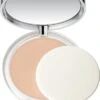 Make-Up Poedervorm Almost Powder Clinique Spf 15 2 Make-Up Poedervorm Almost Powder Clinique Spf 15 -Cosmetica Winkel 870x1200 1