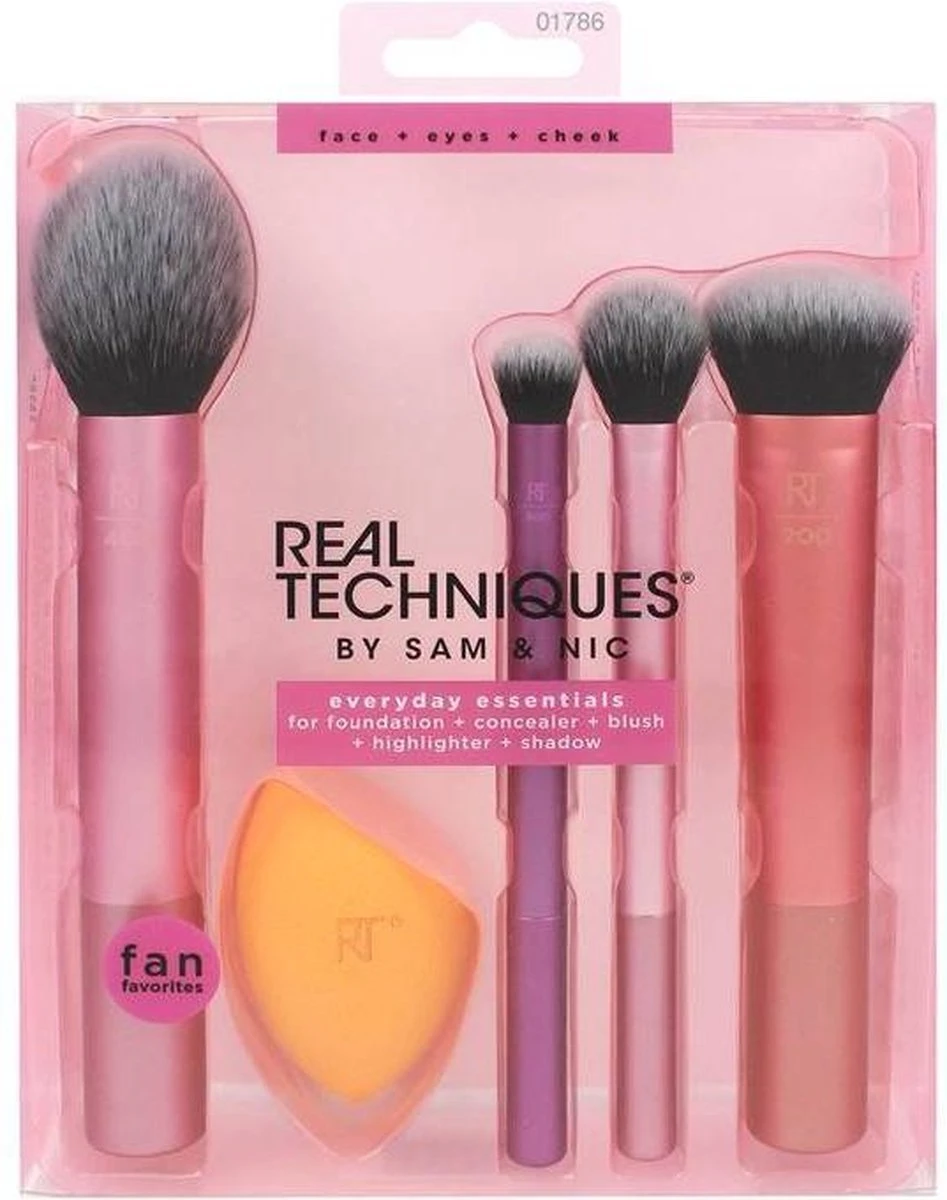 Real Techniques Everyday Essentials Kwastenset - Kwastenset - Blush, Foundation, Shadow, Highlighter En Concealer Kwastenset 3 Real Techniques Everyday Essentials Kwastenset - Kwastenset - Blush, Foundation, Shadow, Highlighter En Concealer Kwastenset