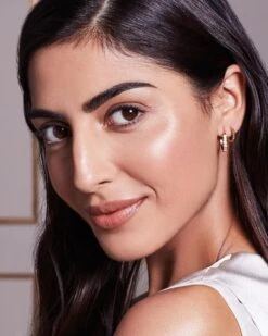 Max Factor Radiant Lift FD - 45 Warm Almond 16 Max Factor Radiant Lift FD - 45 Warm Almond -Cosmetica Winkel 960x1200 13